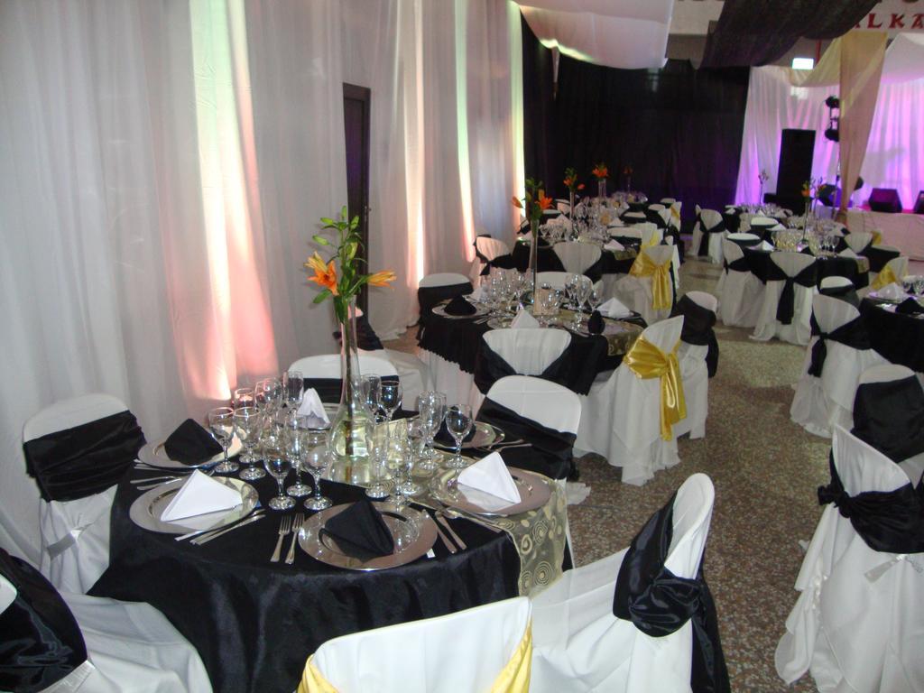Macachín Hotel Euzko Alkartasuna מראה חיצוני תמונה
