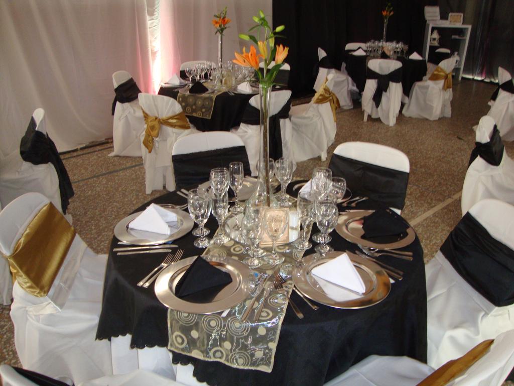 Macachín Hotel Euzko Alkartasuna מראה חיצוני תמונה